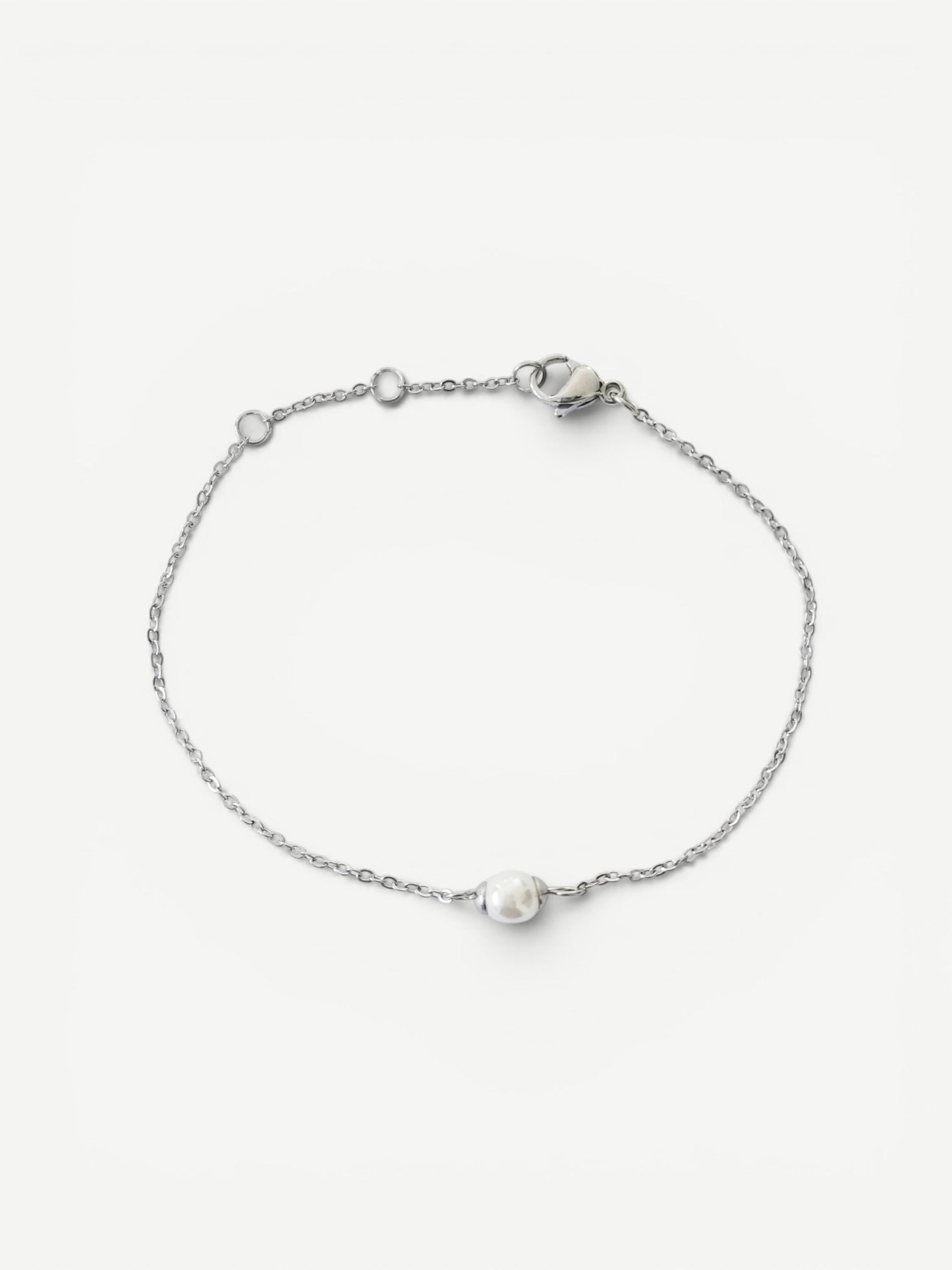 Pearl bracelet