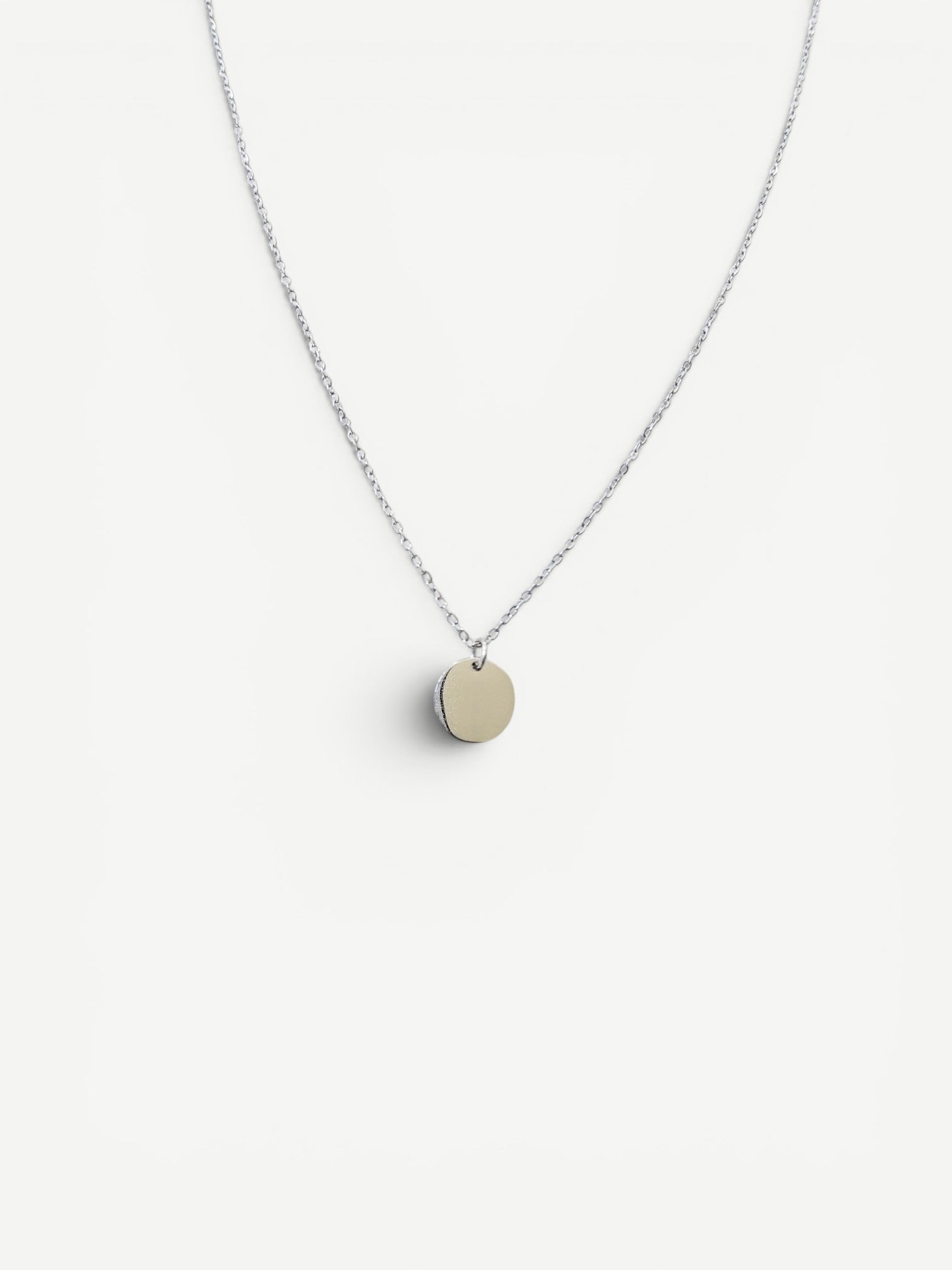 Disc Necklace