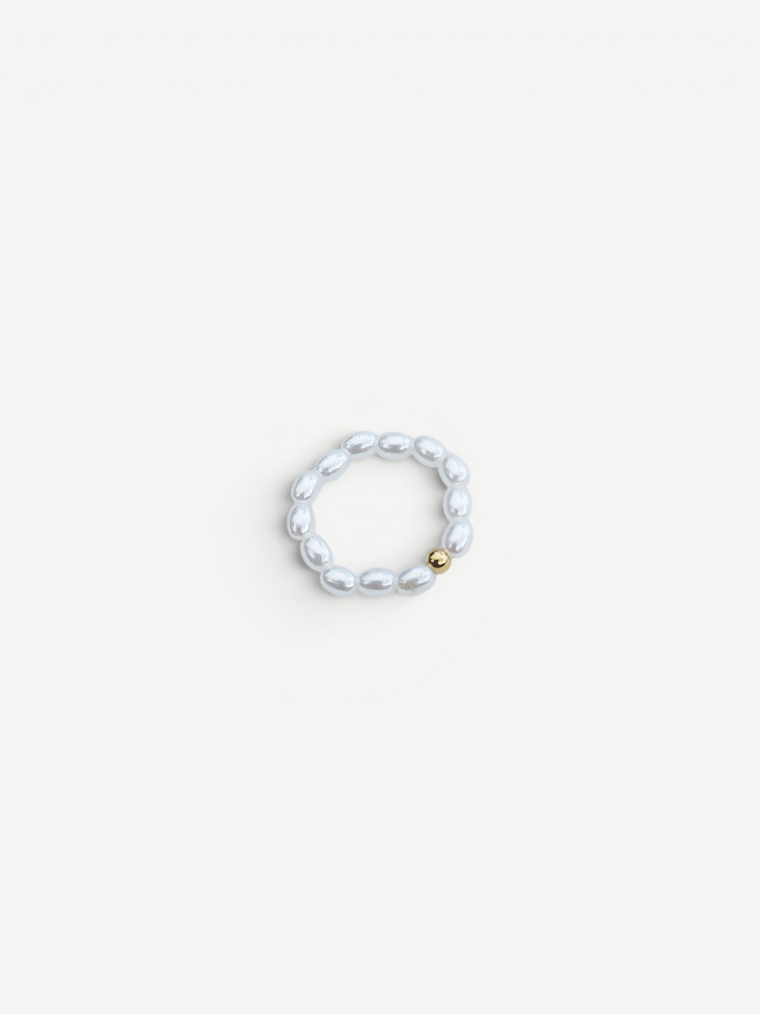 Pearl Line Ring