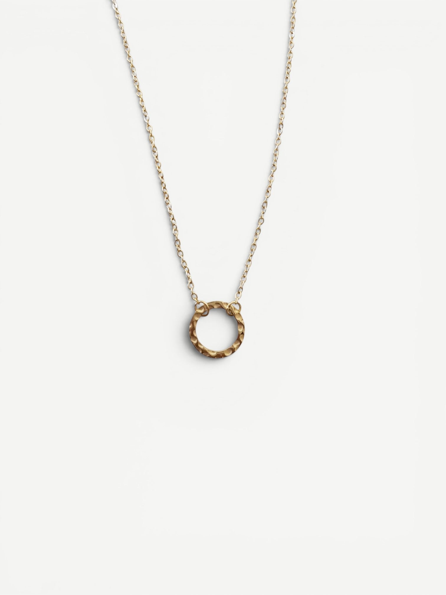 Circle necklace